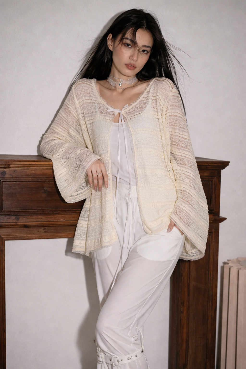 SOFT IVORY LACE BLOUSE