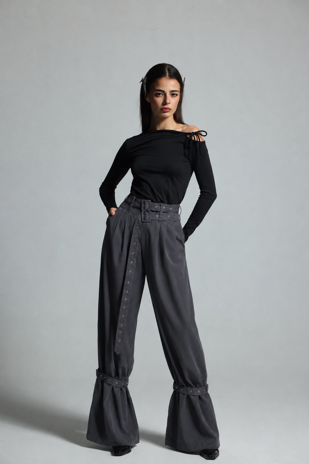 BELL PANTS IN GREY