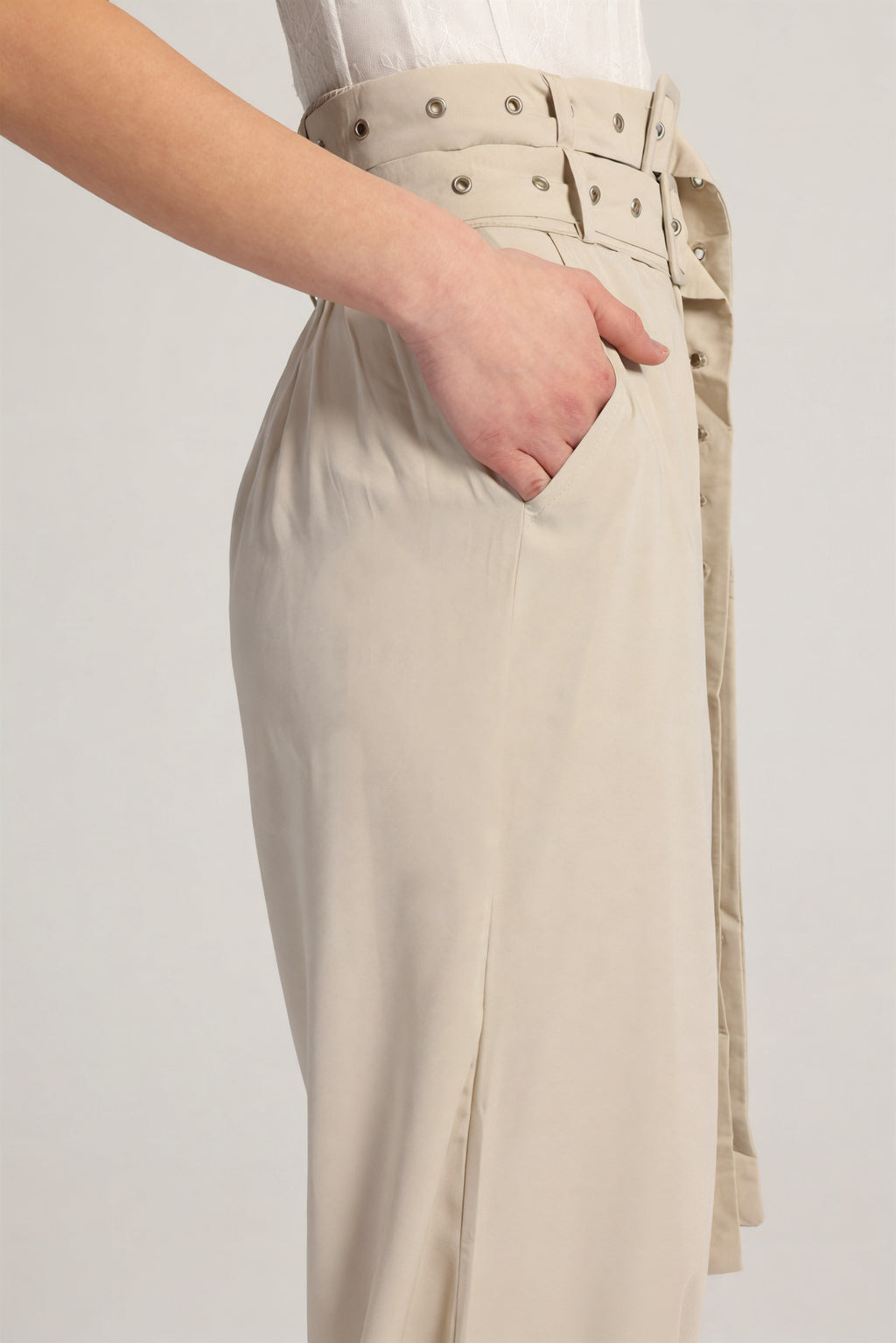 BELL PANTS IN SAND BEIGE