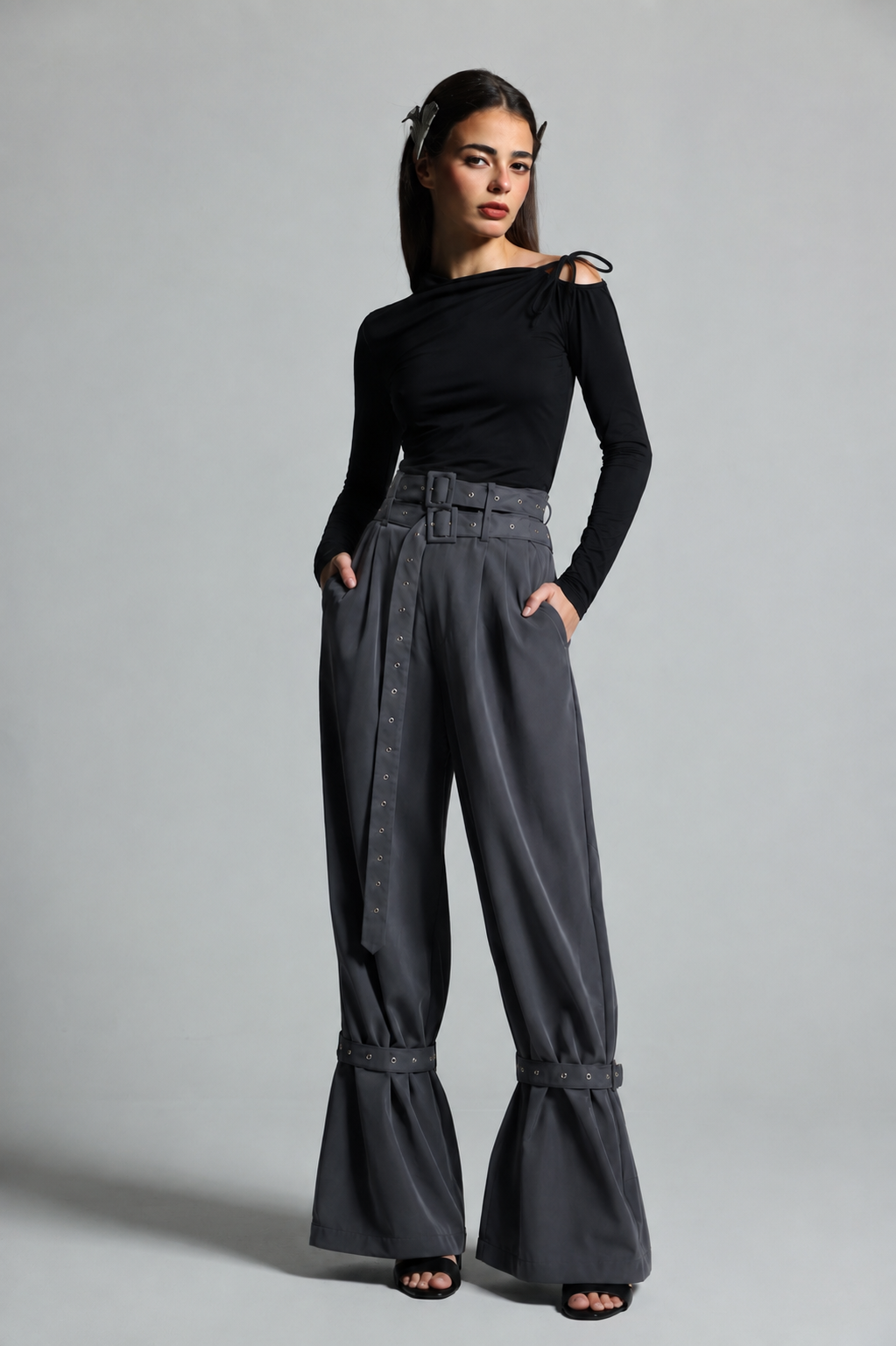 BELL PANTS IN GREY