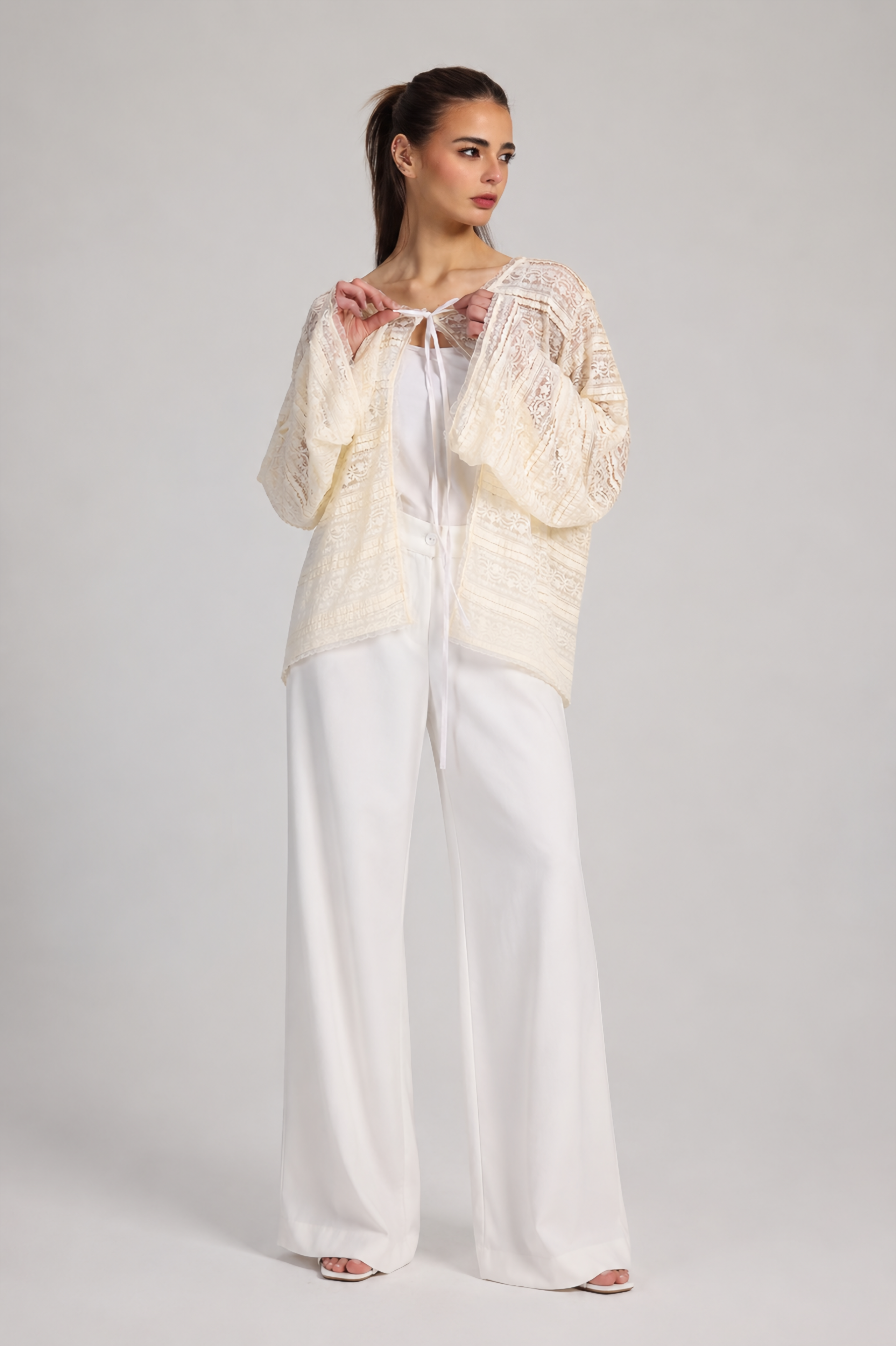 SOFT IVORY LACE BLOUSE