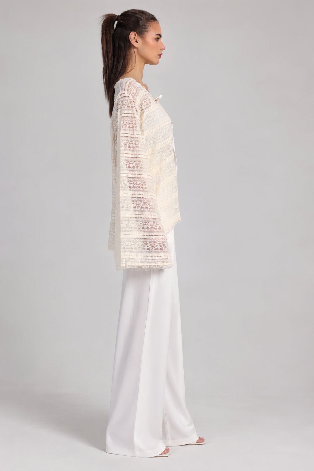 SOFT IVORY LACE BLOUSE