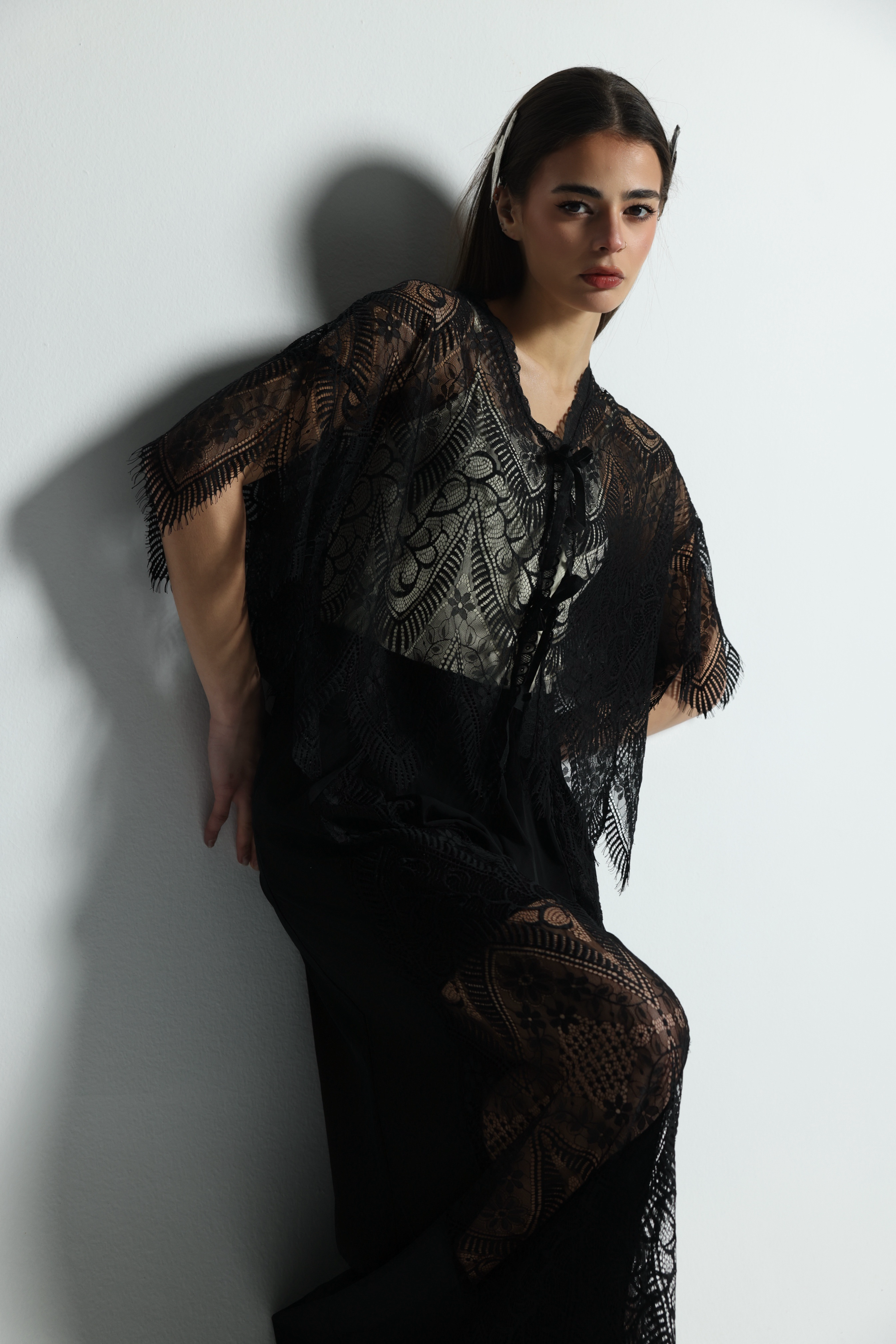 NOIR LACE CAPE SET