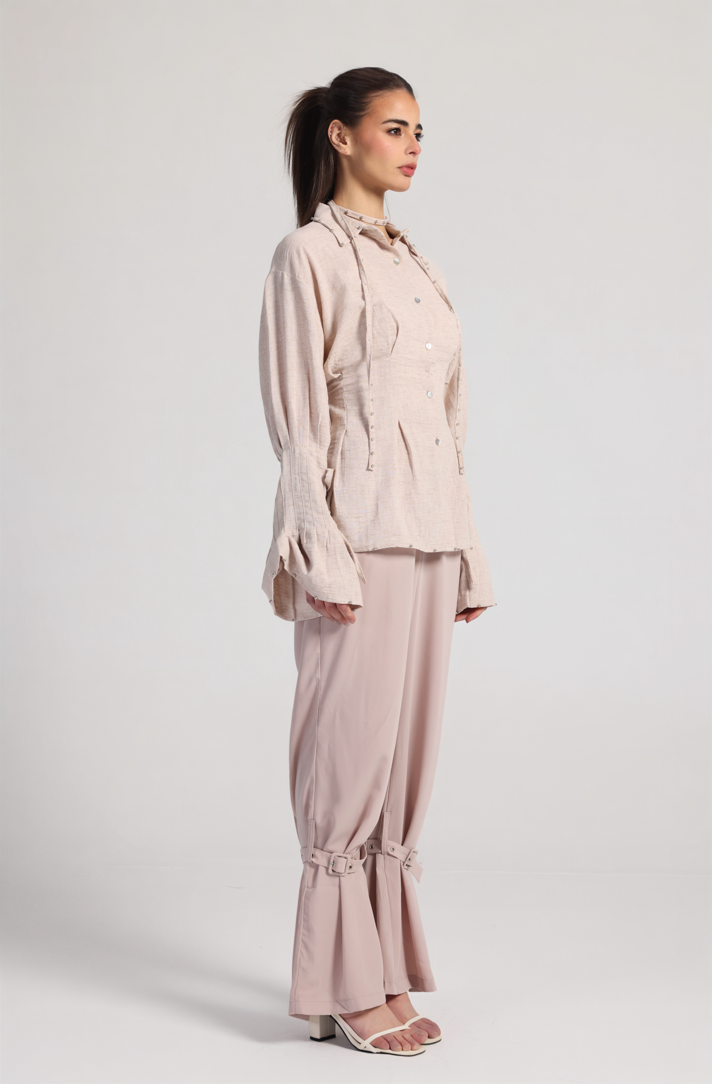 BELL LINEN  BLOUSE IN BEIJE