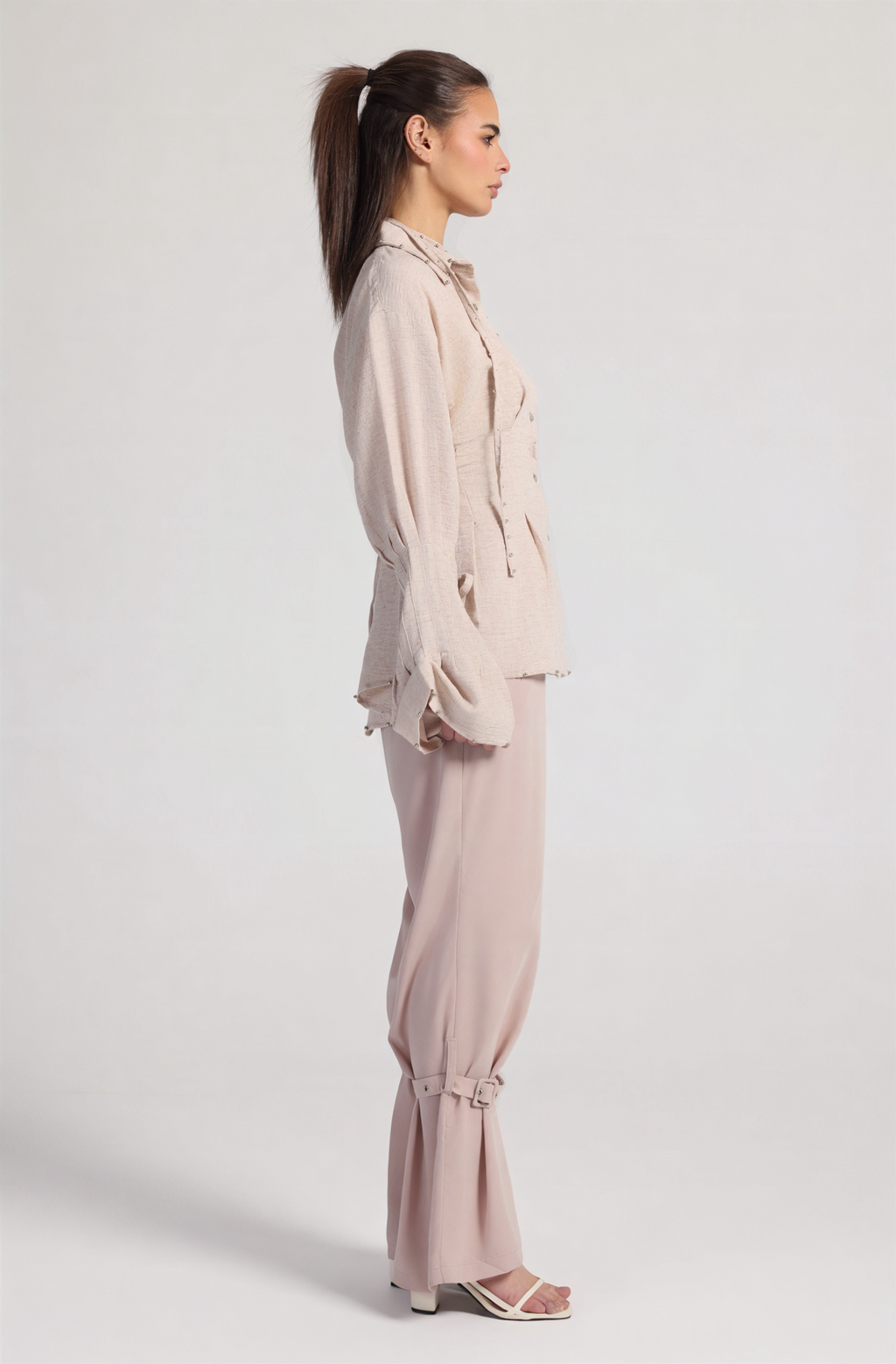 BELL LINEN  BLOUSE IN BEIJE