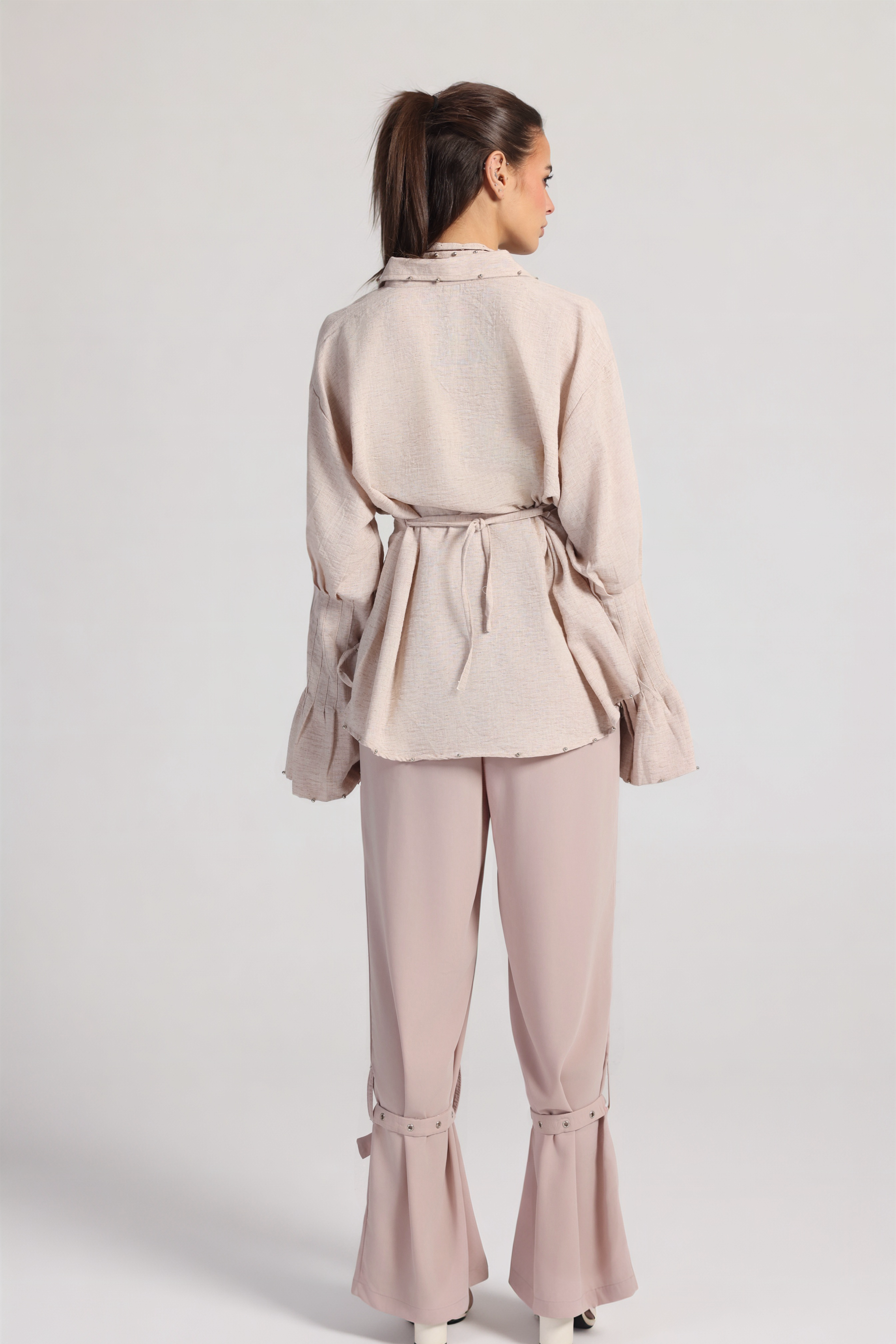 BELL LINEN  BLOUSE IN BEIJE