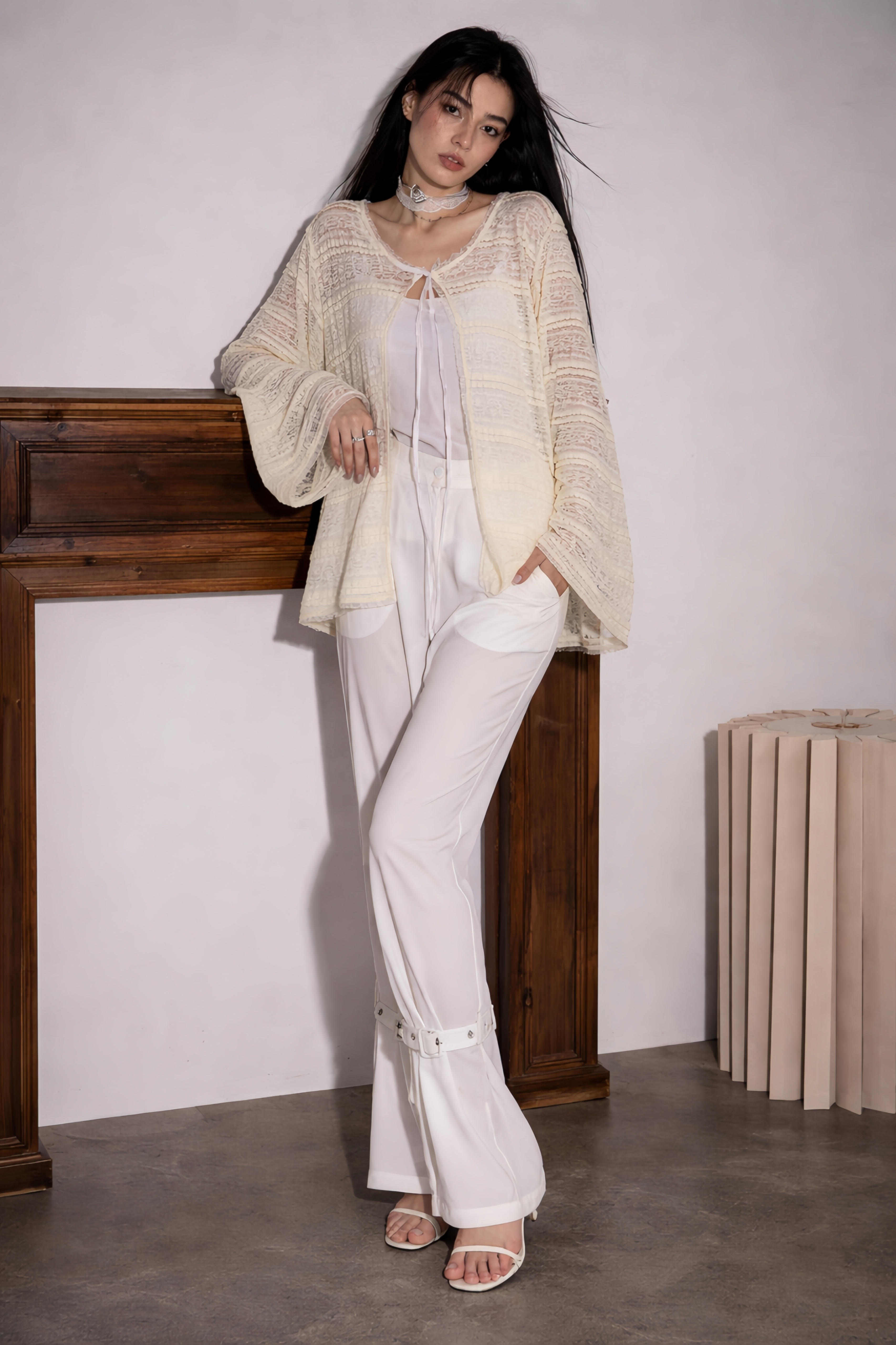 SOFT IVORY LACE BLOUSE