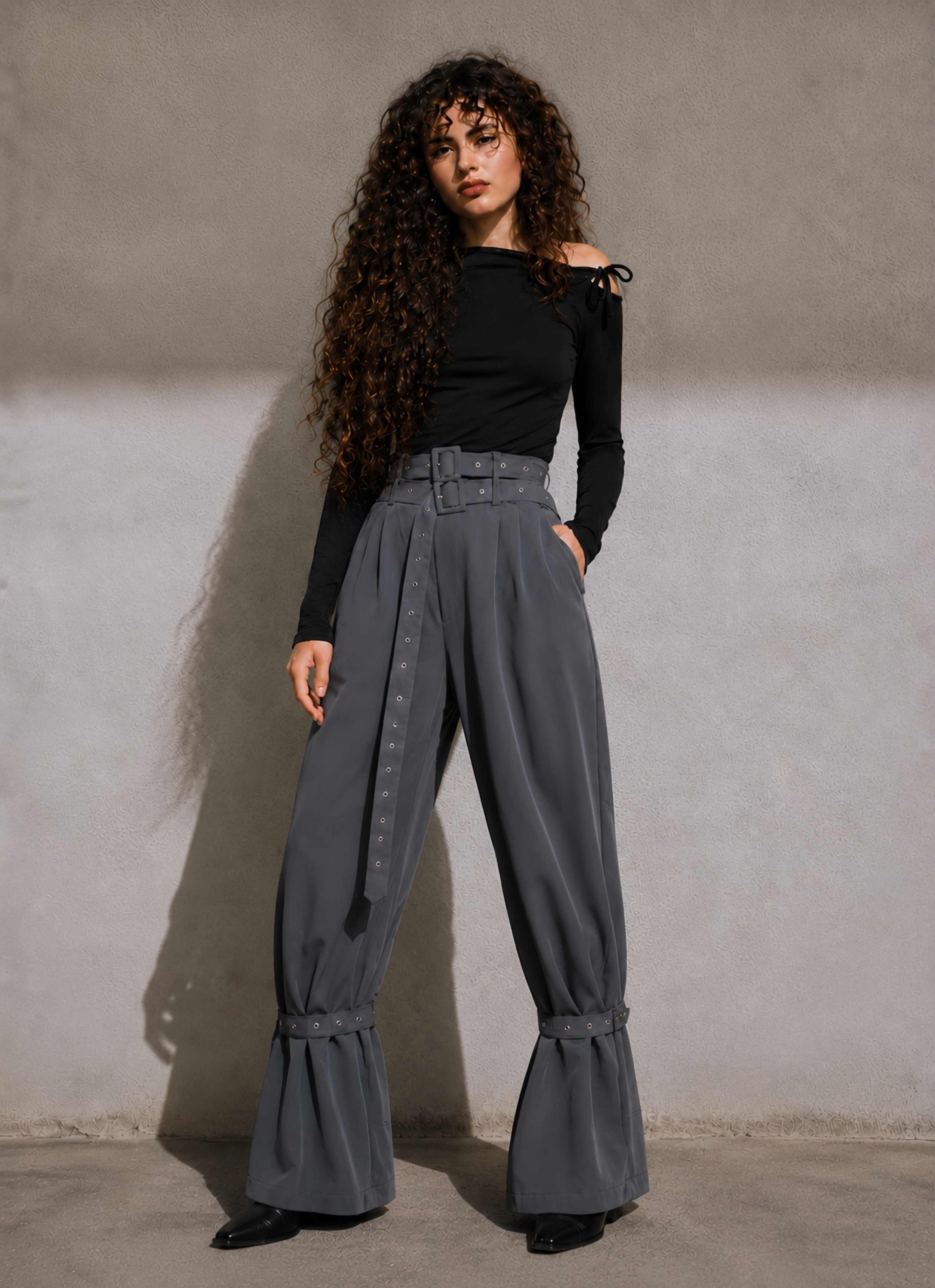 BELL PANTS IN GREY