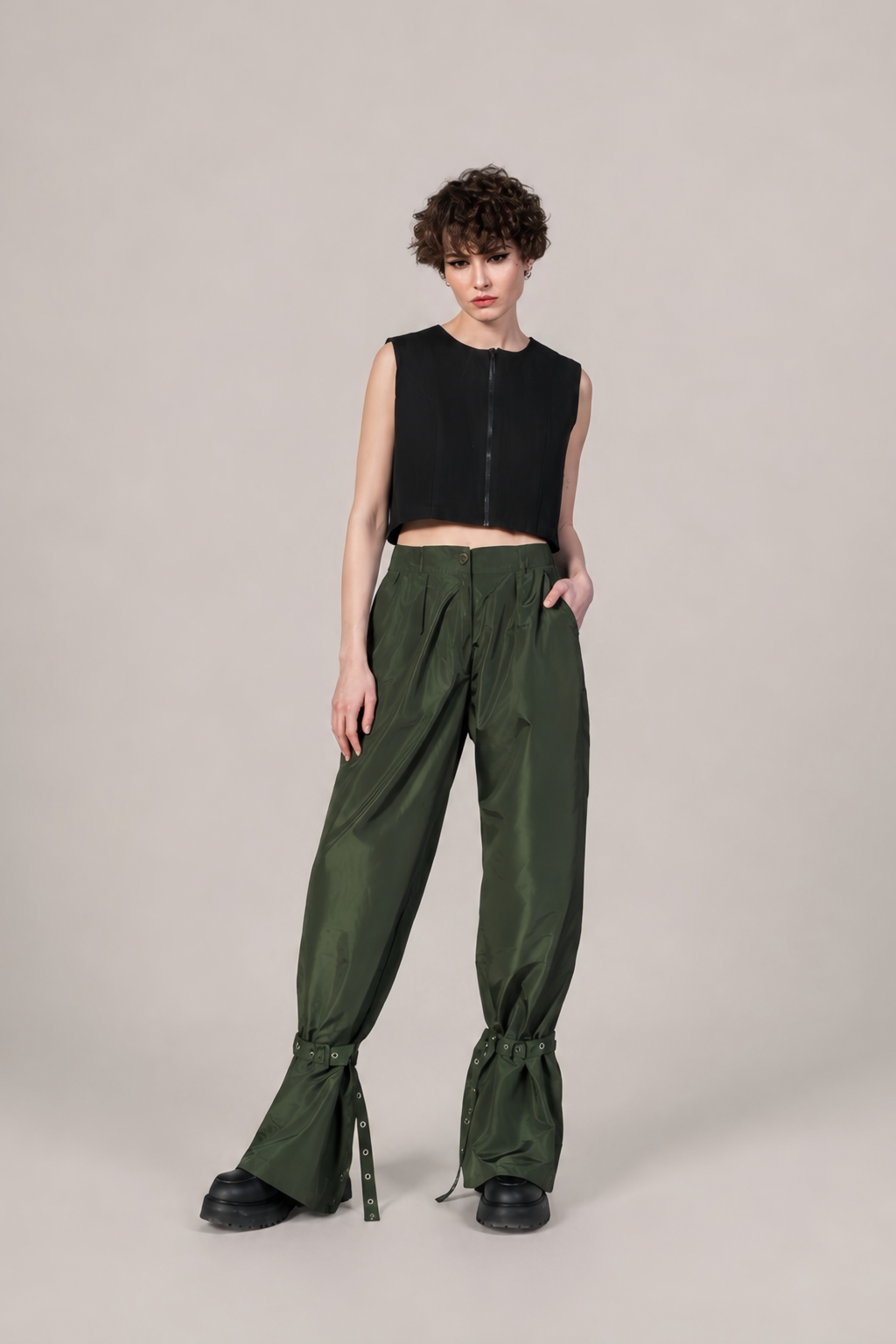 RAIN BELL PANTS IN ARMY GREEN