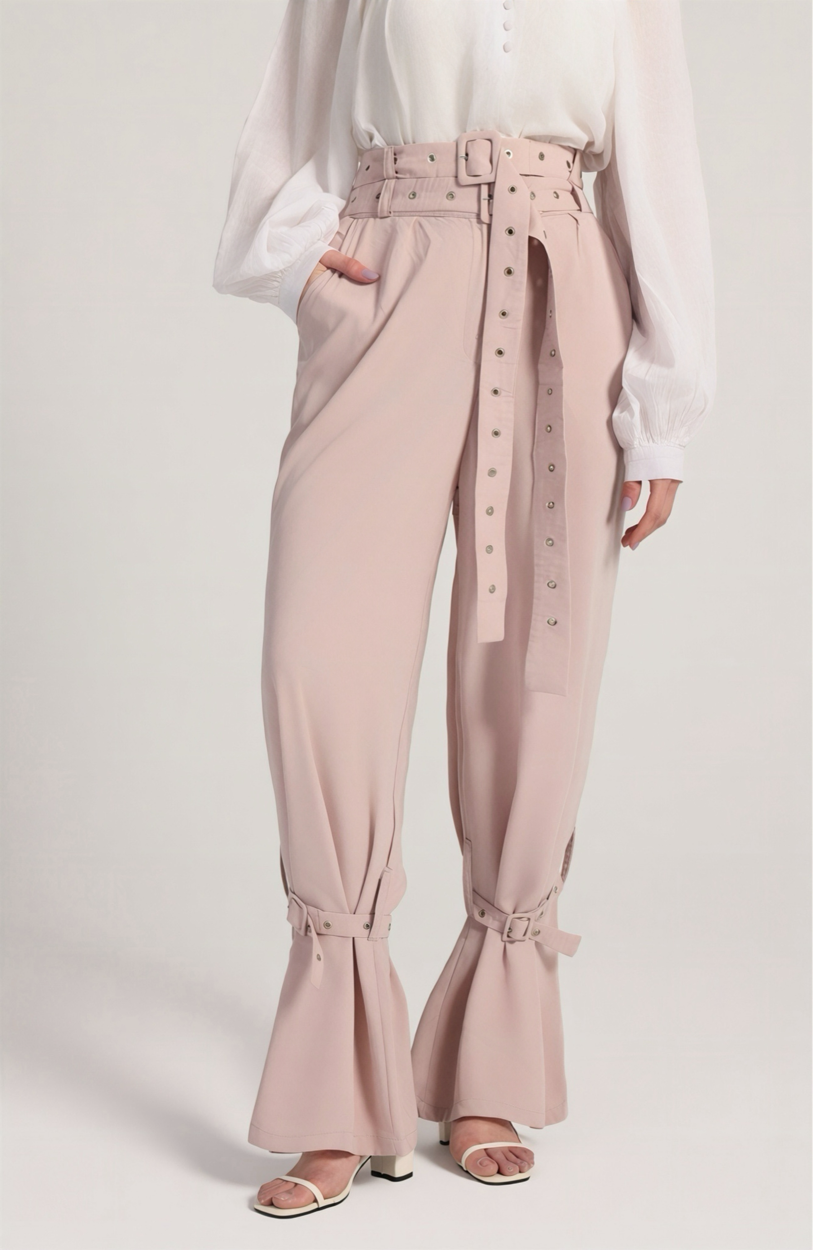 BELL PANTS IN ROSY BEIGE