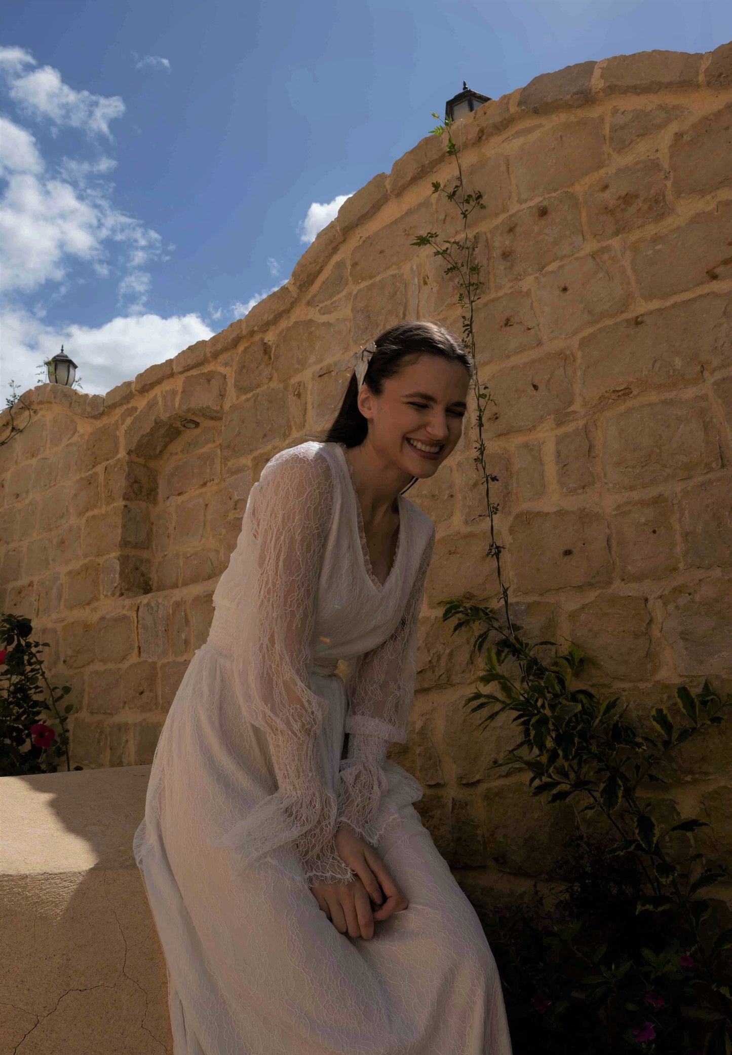 ANGEL FALLEN IN DANTEL-DRESS