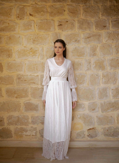 ANGEL FALLEN IN DANTEL-DRESS