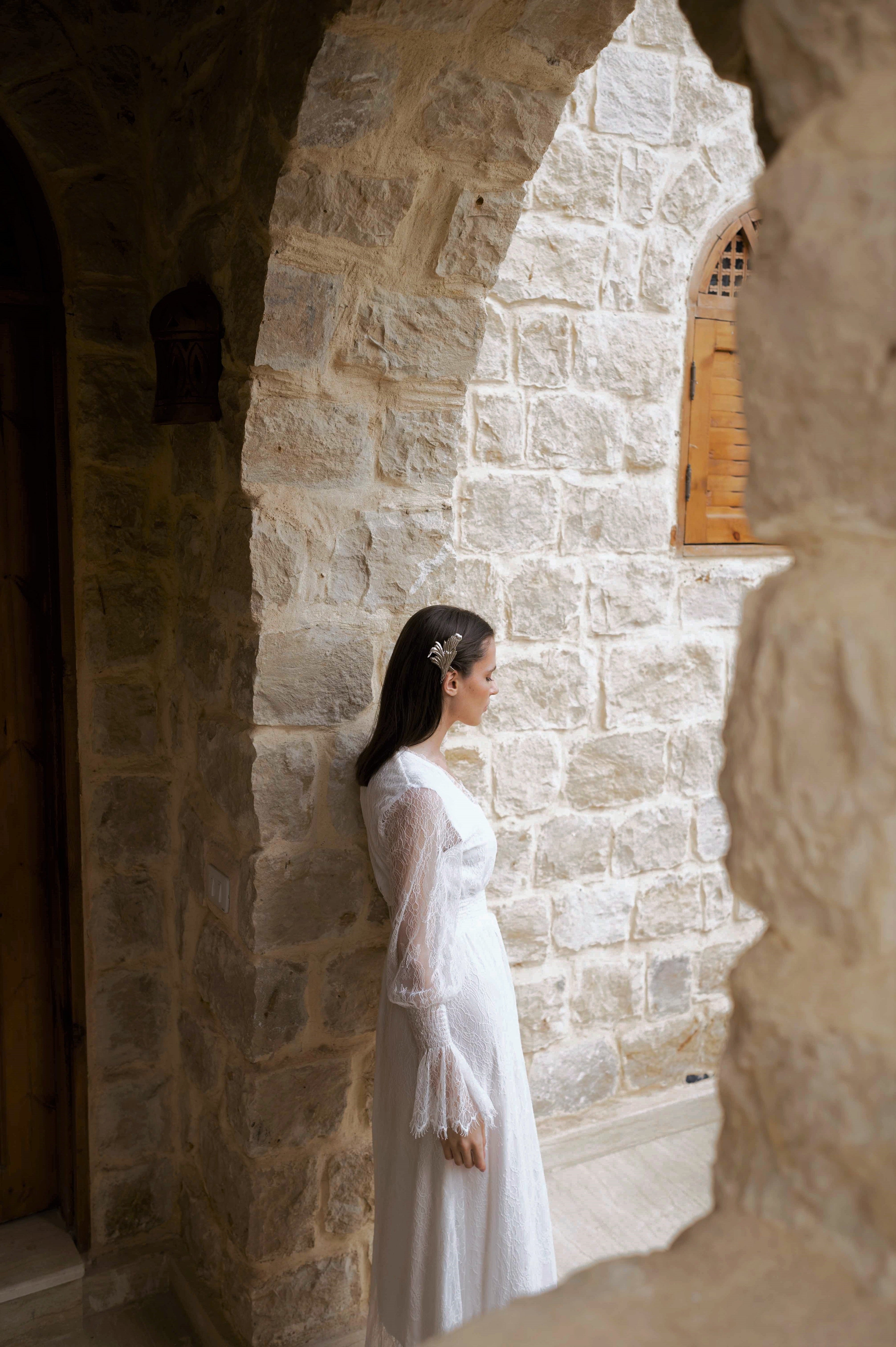 ANGEL FALLEN IN DANTEL-DRESS